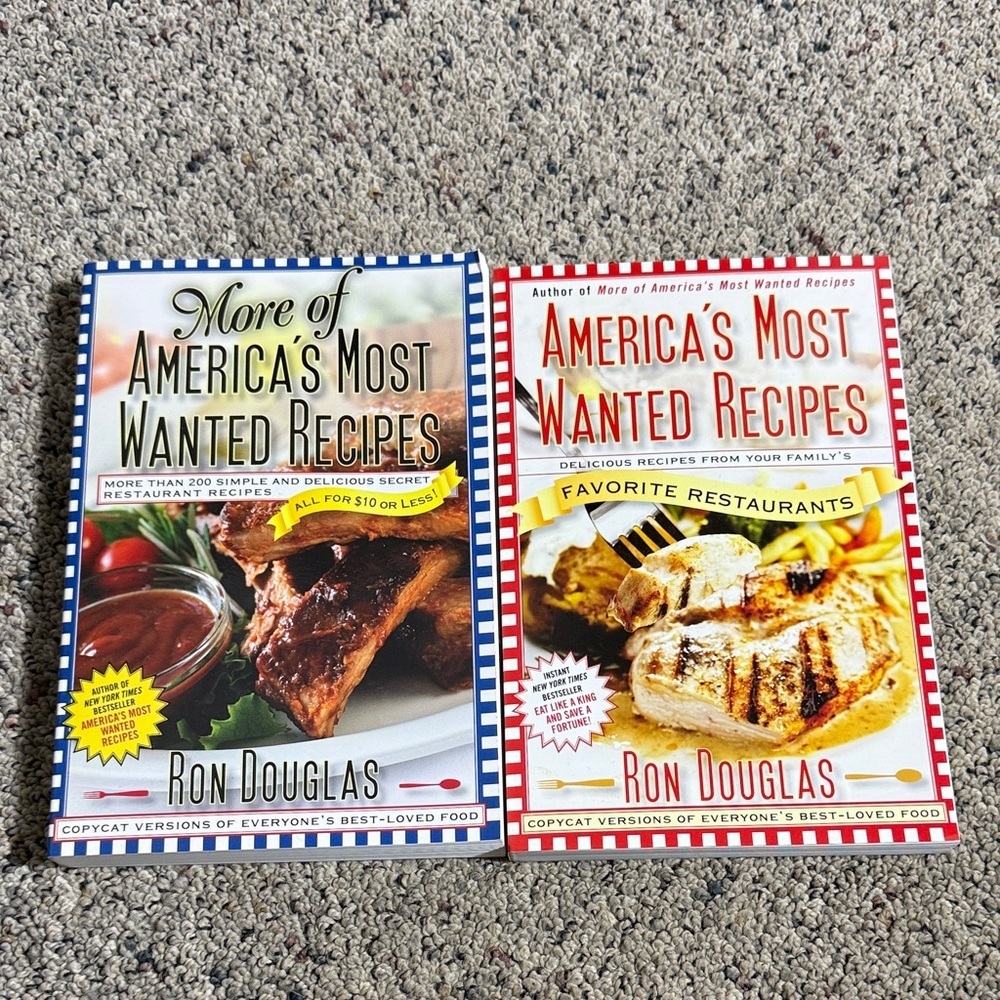 America's Most Wanted Recipes Cookbook Set - Blue 2010 & Red 2009